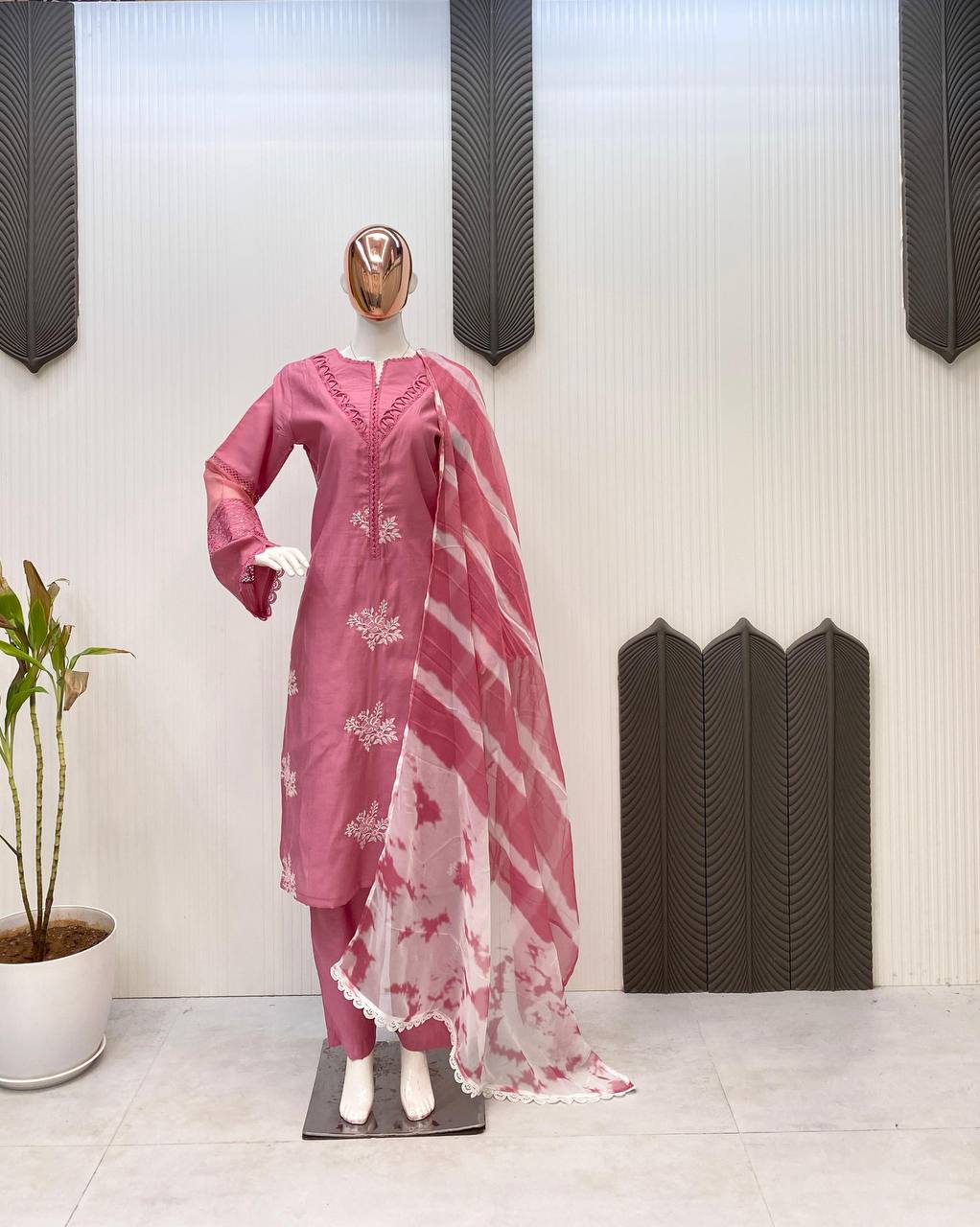 Elegant Roman Silk Suit Set with Silver Chiffon Dupatta