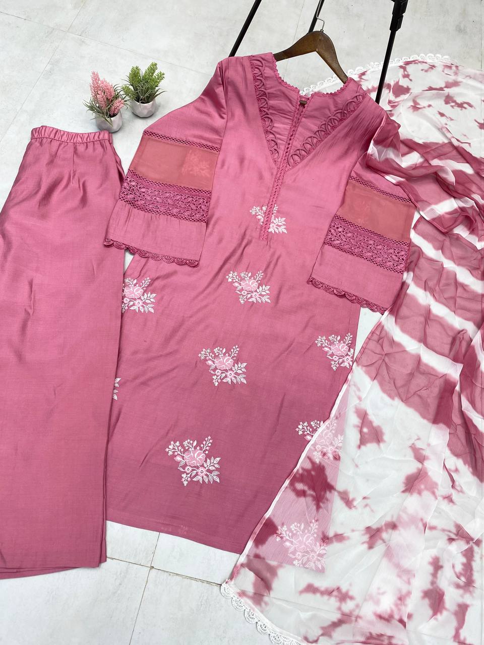 Elegant Roman Silk Suit Set with Silver Chiffon Dupatta