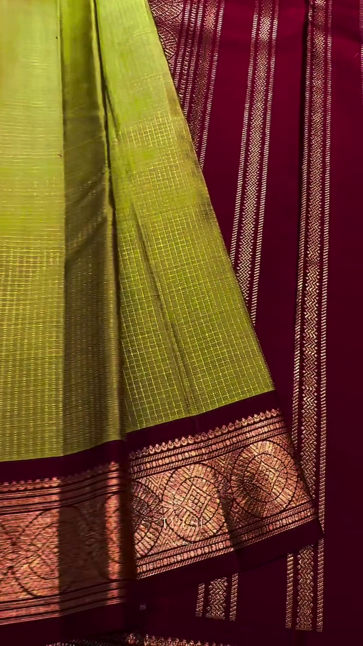Vethalai paaku Kanchipuram Silk Saree